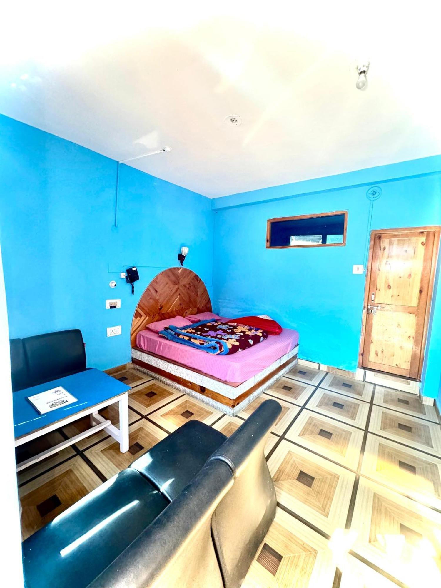 Hotel 19 Tosh Dış mekan fotoğraf